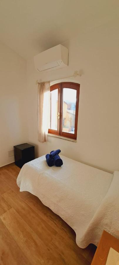 San Teodoro Rooms Bagian luar foto