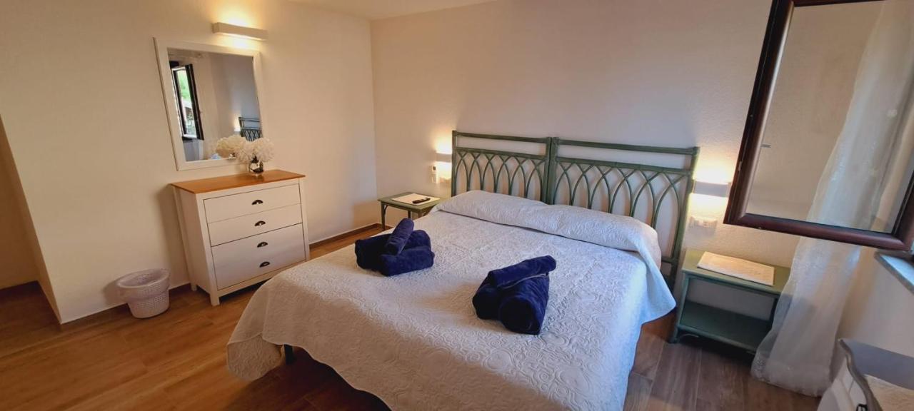 San Teodoro Rooms Bagian luar foto
