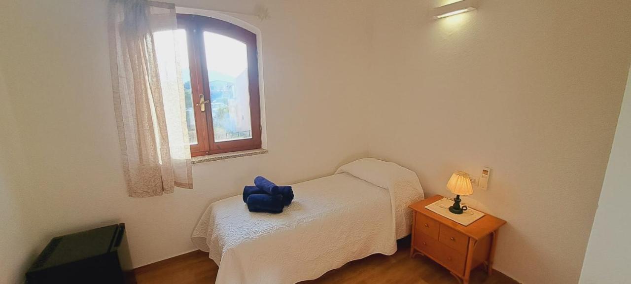 San Teodoro Rooms Bagian luar foto